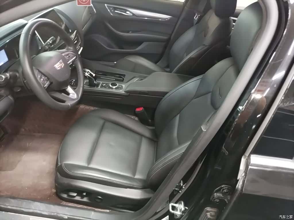 Cadillac CT5, 2023 15