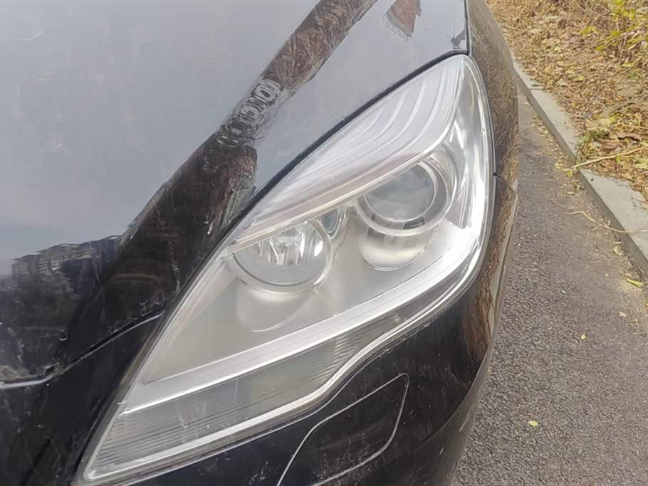 Mercedes-Benz R-class