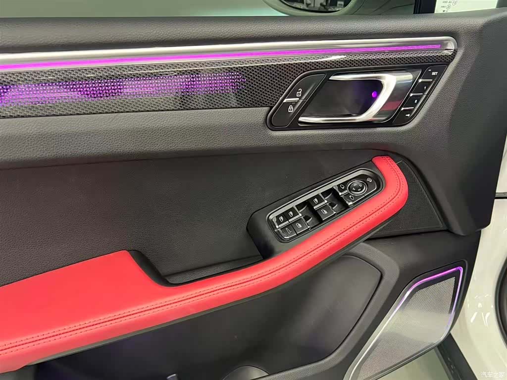 Porsche Macan, 2024 13