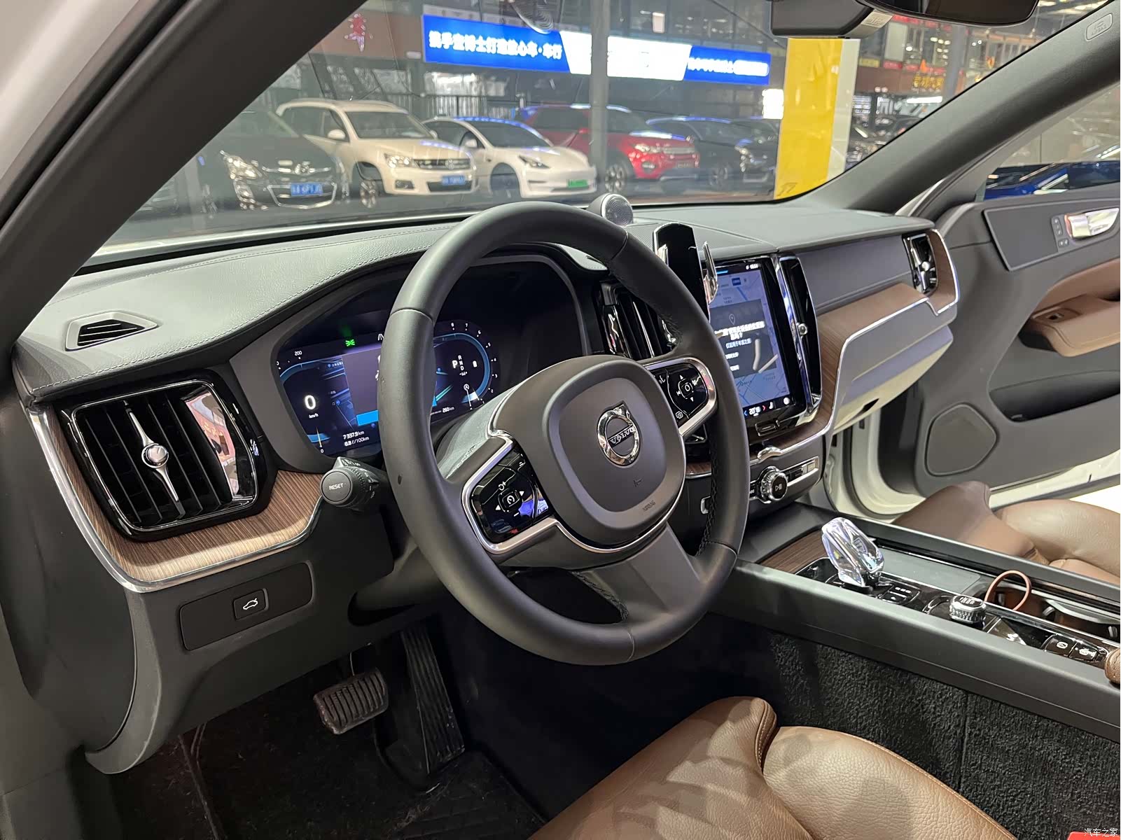 Volvo XC60, 2023 7
