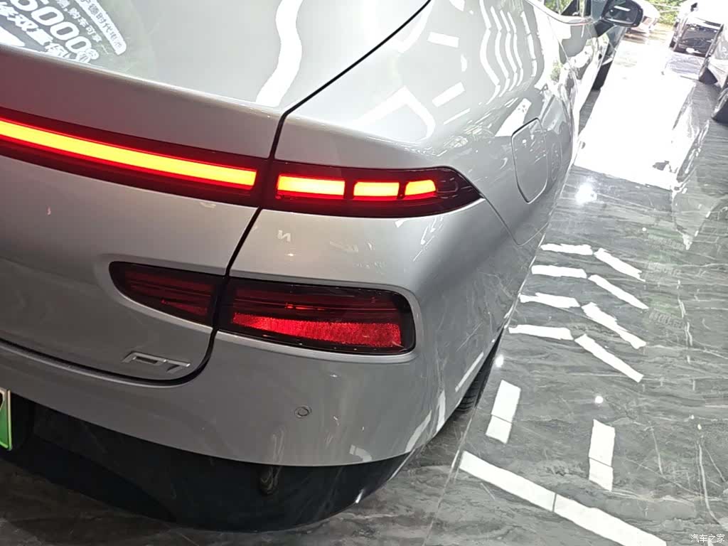 Xpeng P7, 2023 8