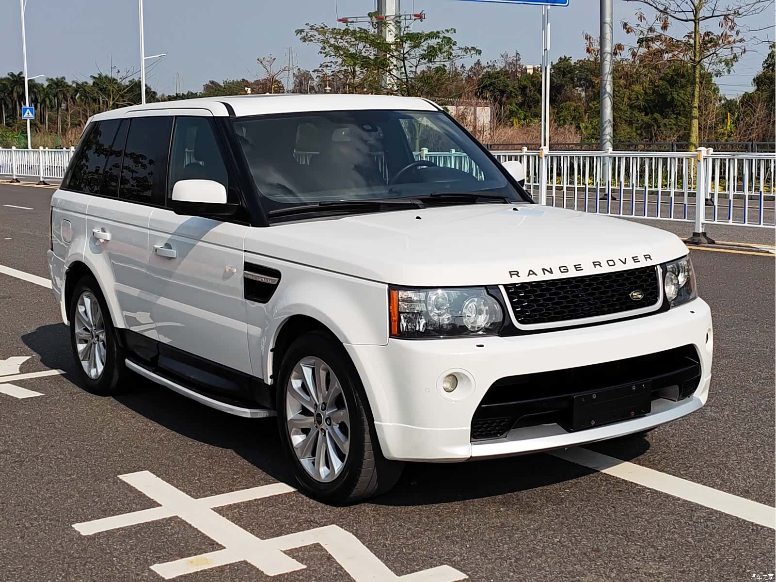 Land Rover Range Rover, 2011 3