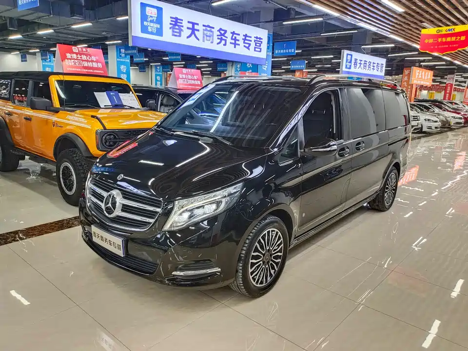 Mercedes-Benz V-class
