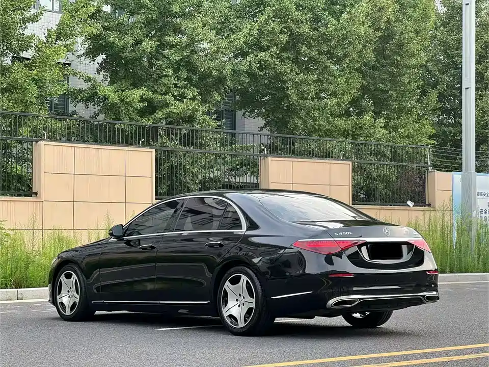 Mercedes-Benz S-class Mercedes-Benz S-class