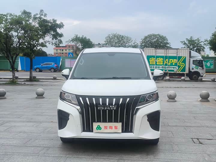 BAW rui sheng wang pai M7 2023 2.0L zhang zhou chuang xiang xing 7 seats
