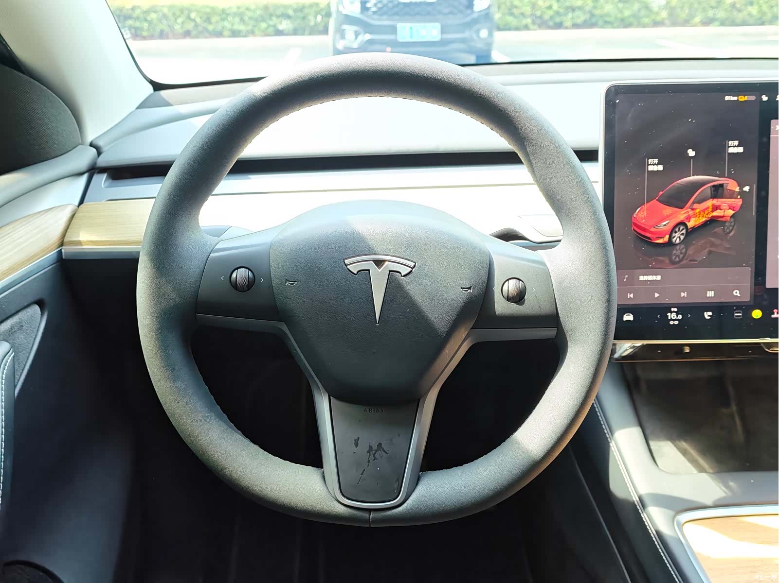 Tesla Model Y, 2023 16