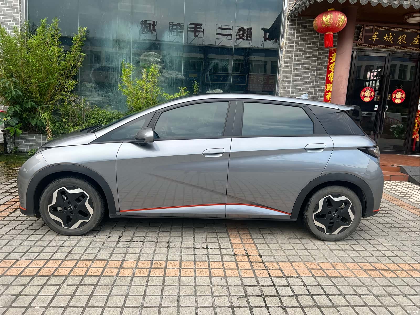 BYD Dolphin, 2022 19