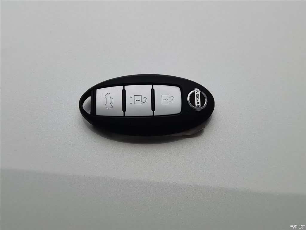 Nissan Teana, 2022 19