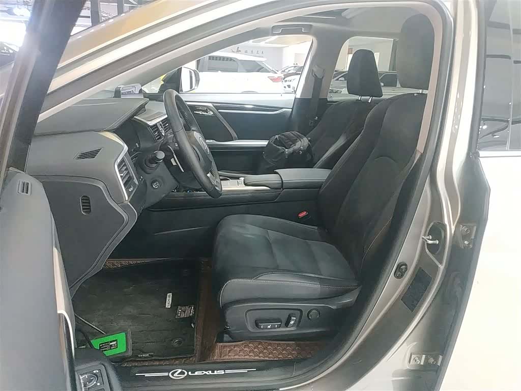 Lexus RX, 2022 9