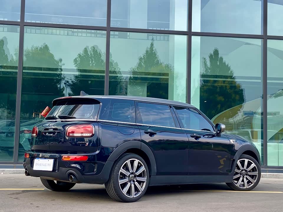 MINI CLUBMAN
