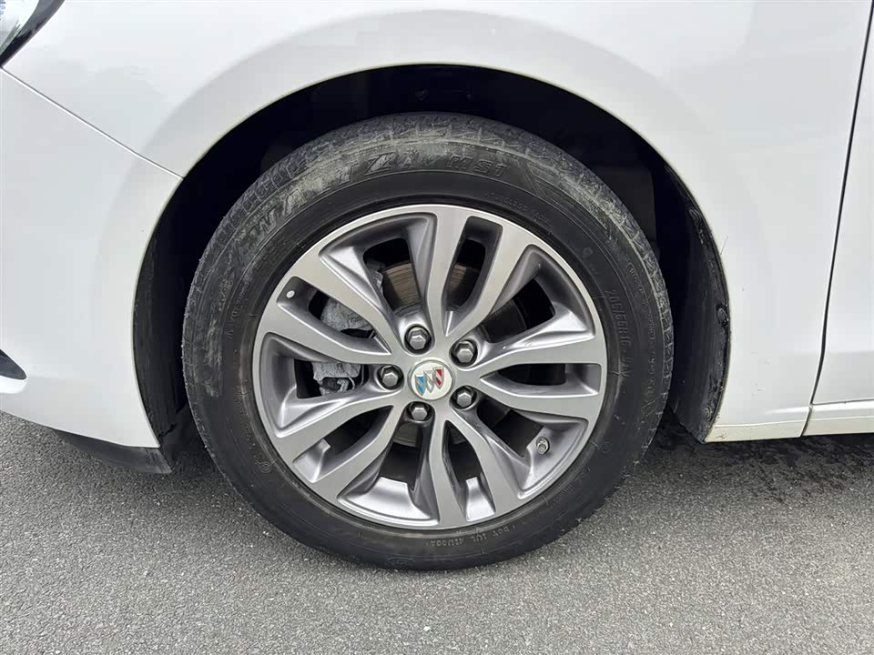 Buick Yinglang