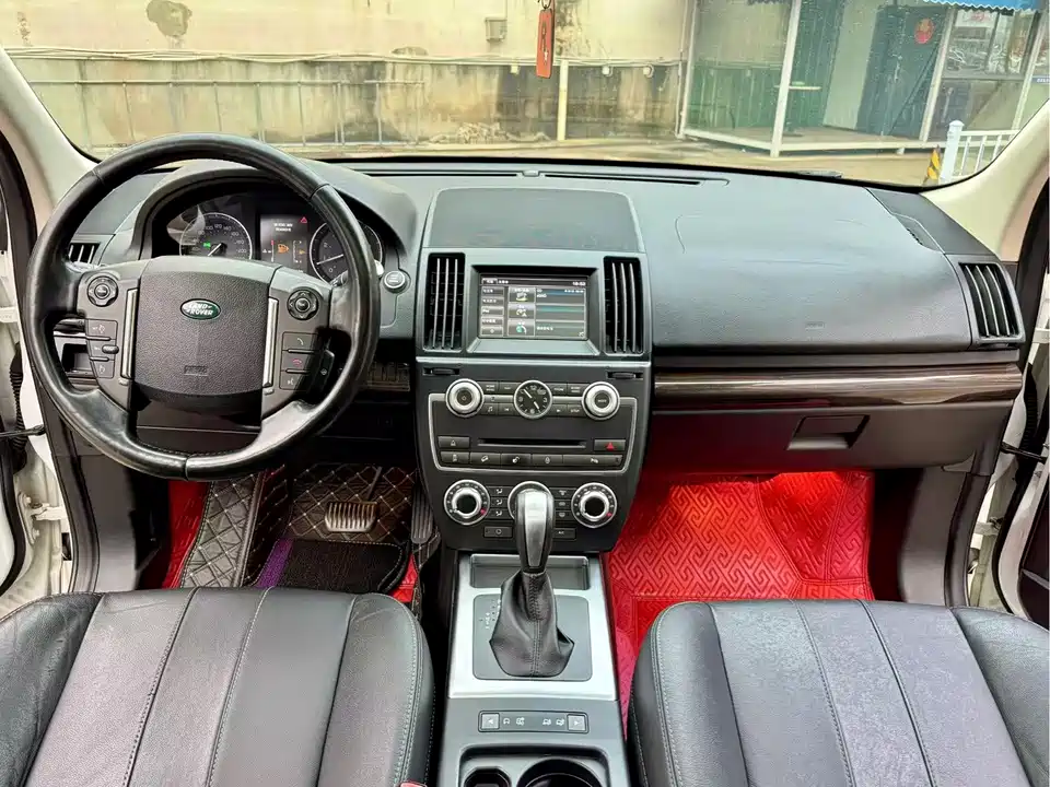 Land Rover Freelander 2