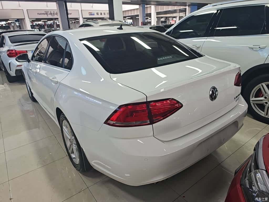 Volkswagen Lamando, 2017 все фото