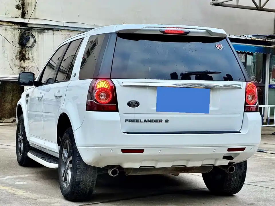 Land Rover Freelander 2