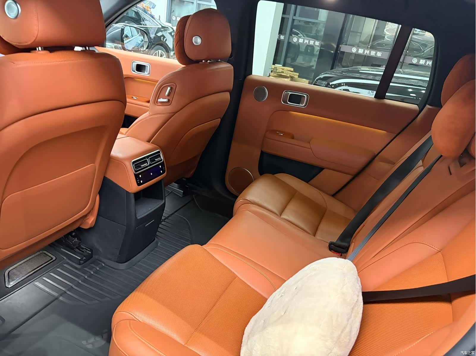 Li Auto L7, 2024 все фото