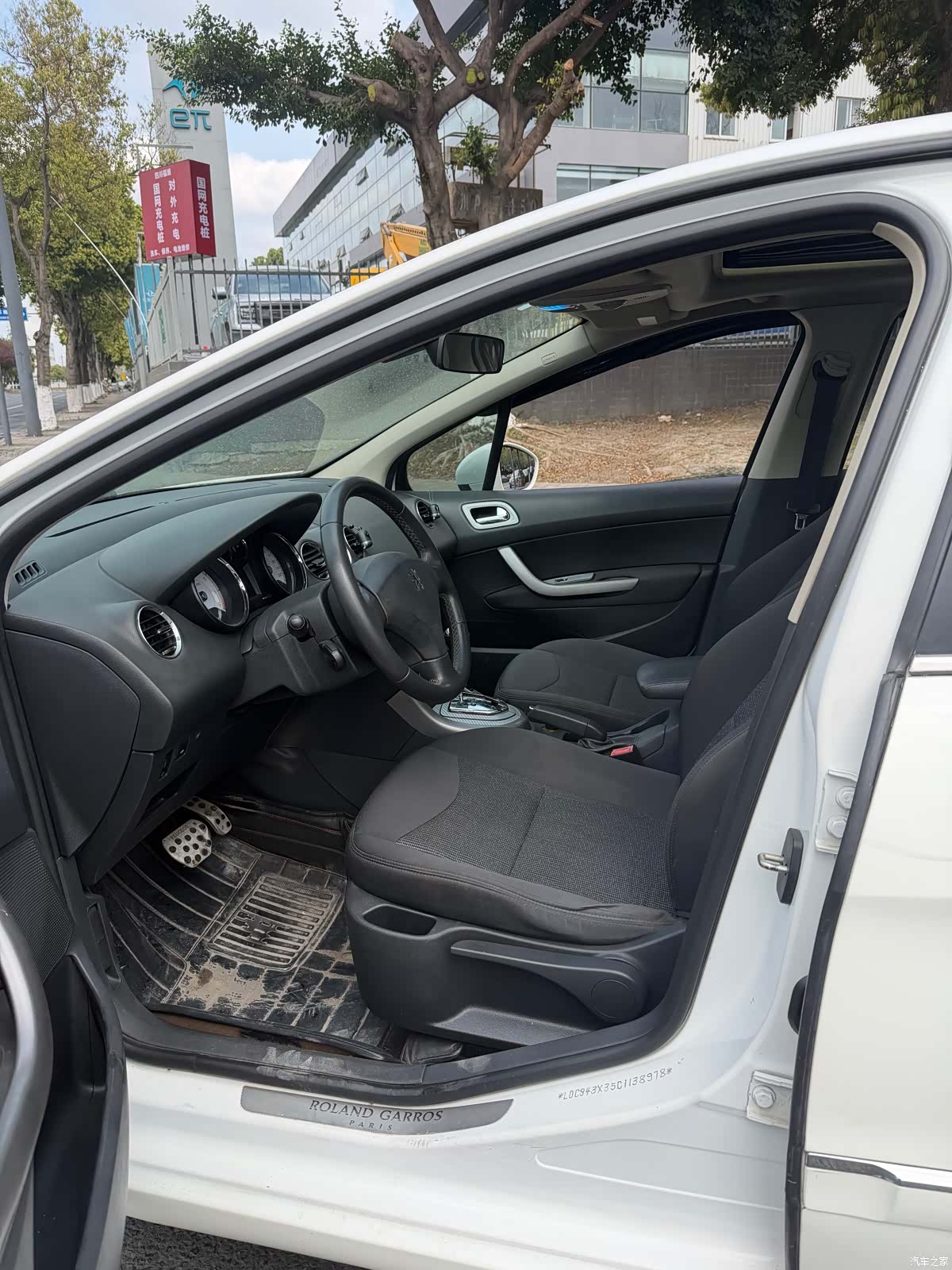 Peugeot 408, 2012 9