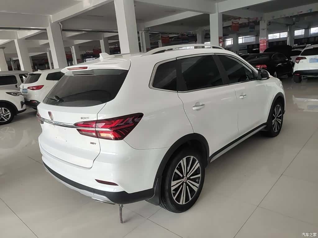Roewe RX5, 2020 7