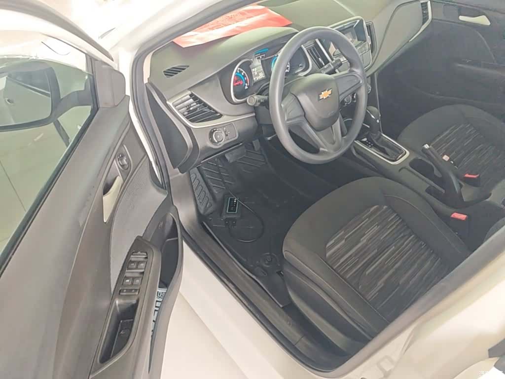 Chevrolet 320, 2018 16