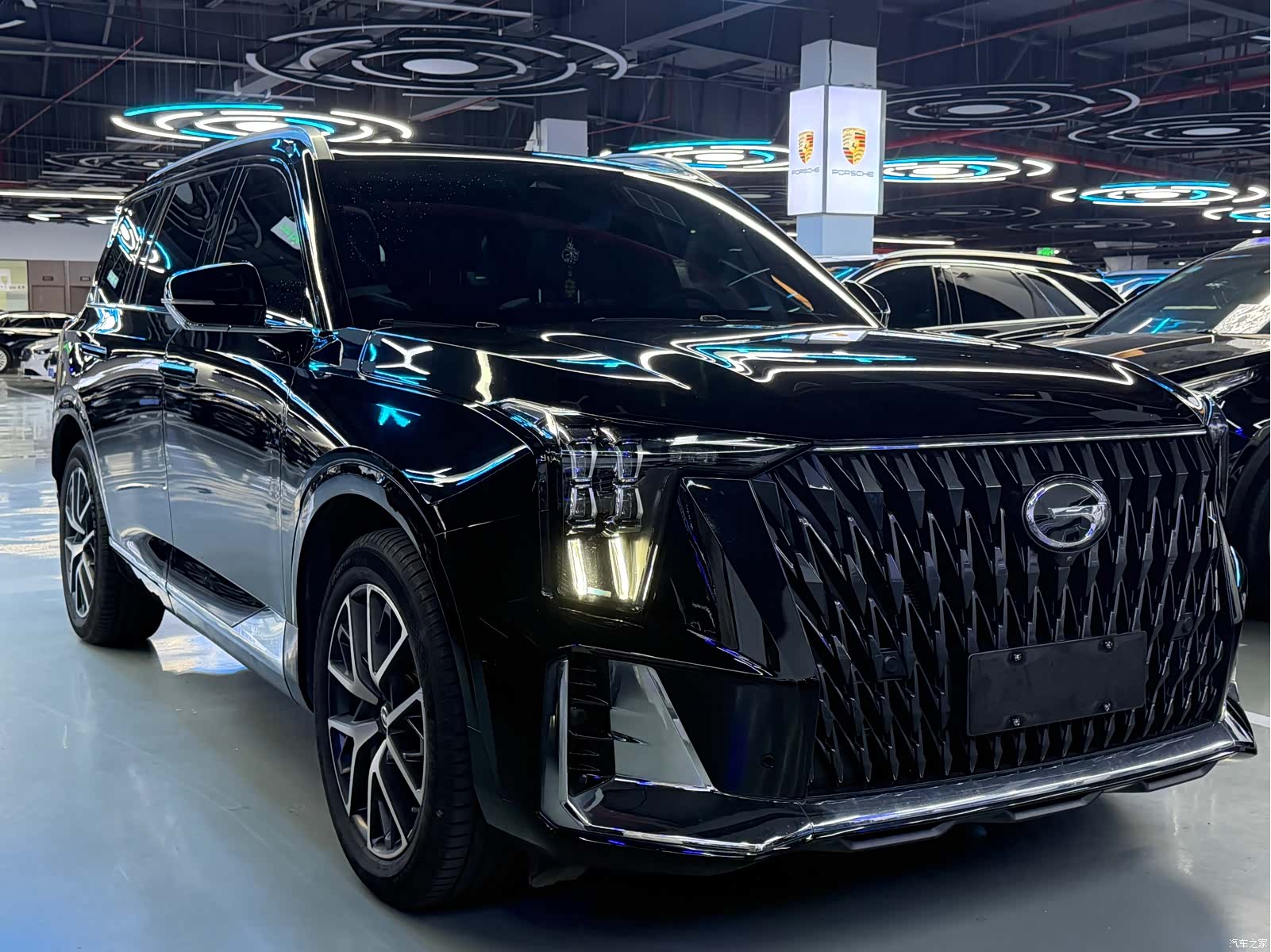 Trumpchi GS8, 2022 3
