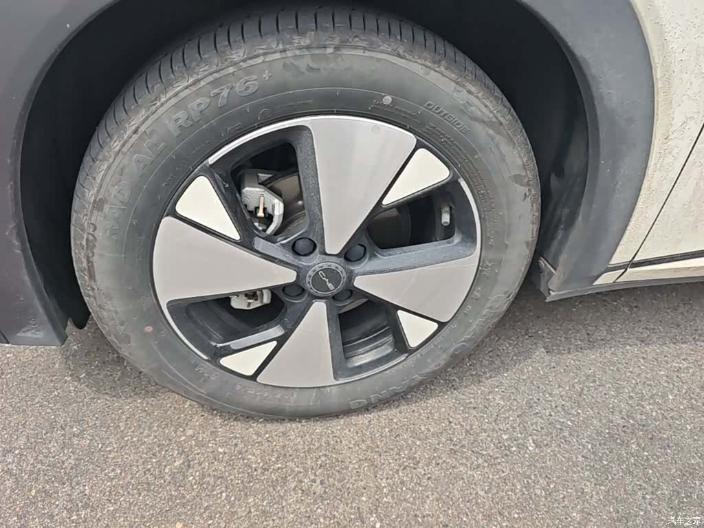 BYD Dolphin, 2023 23