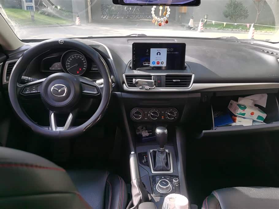 Mazda 3 Angkesaila