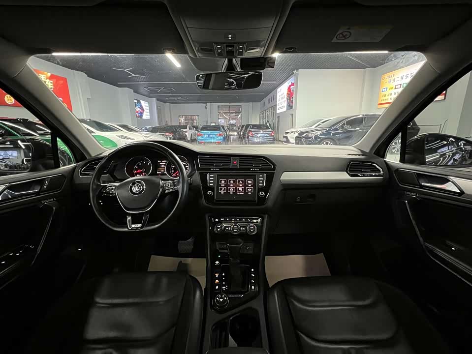 Volkswagen Tiguan L