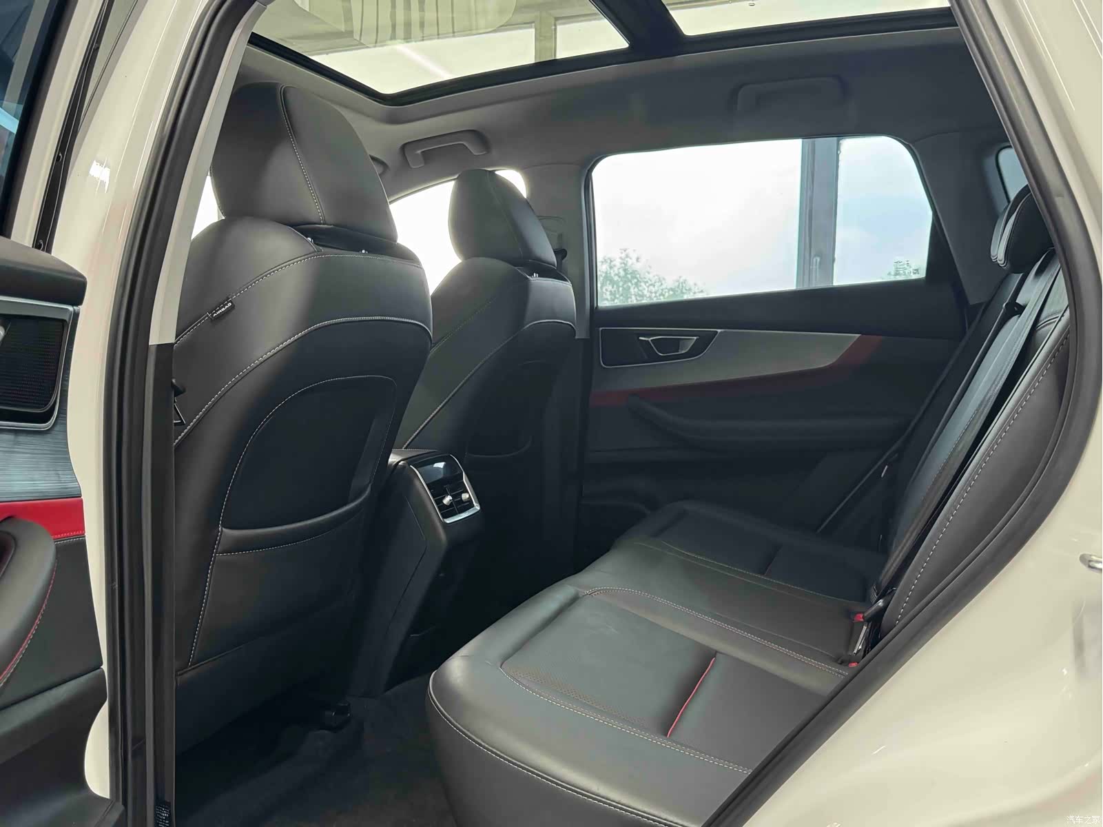 Chery Tiggo 7, 2023 все фото