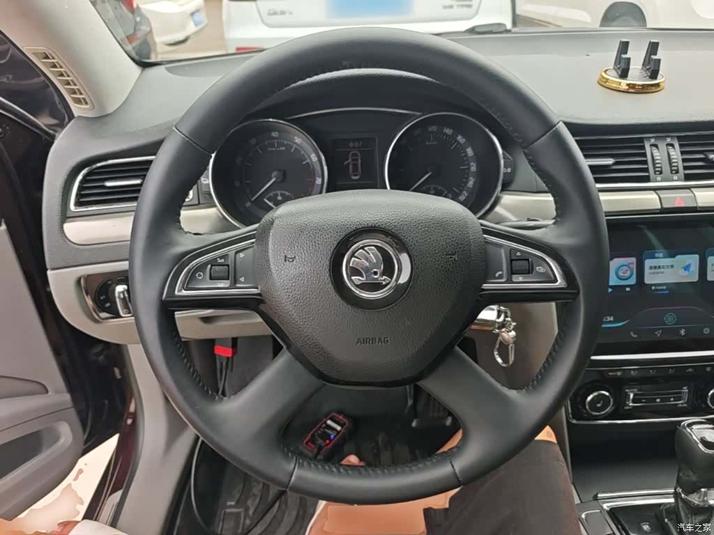 Skoda Superb, 2016 11