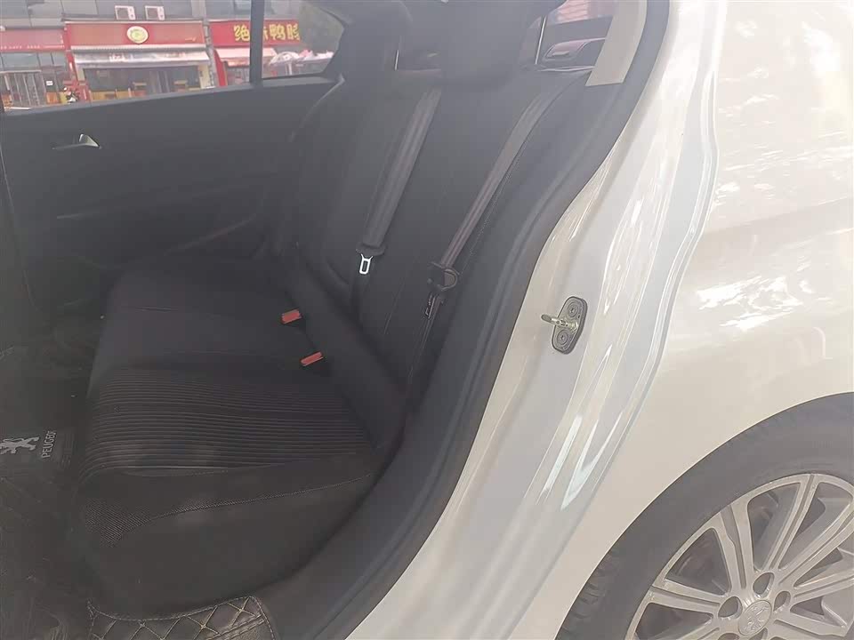 Peugeot 408 Peugeot 408