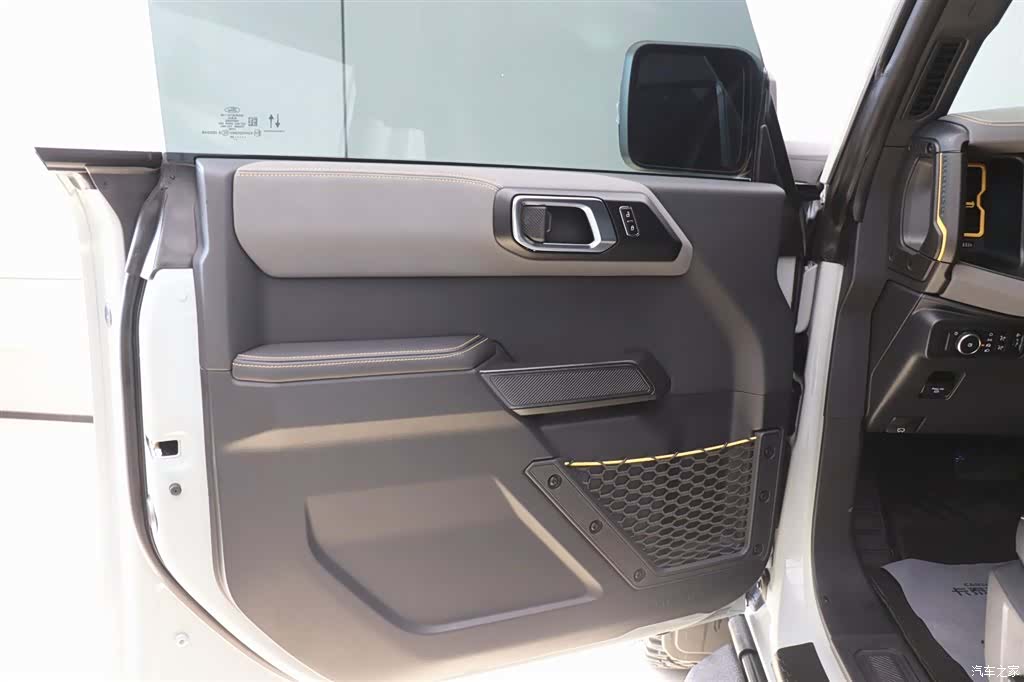Ford Bronco, 2024 10