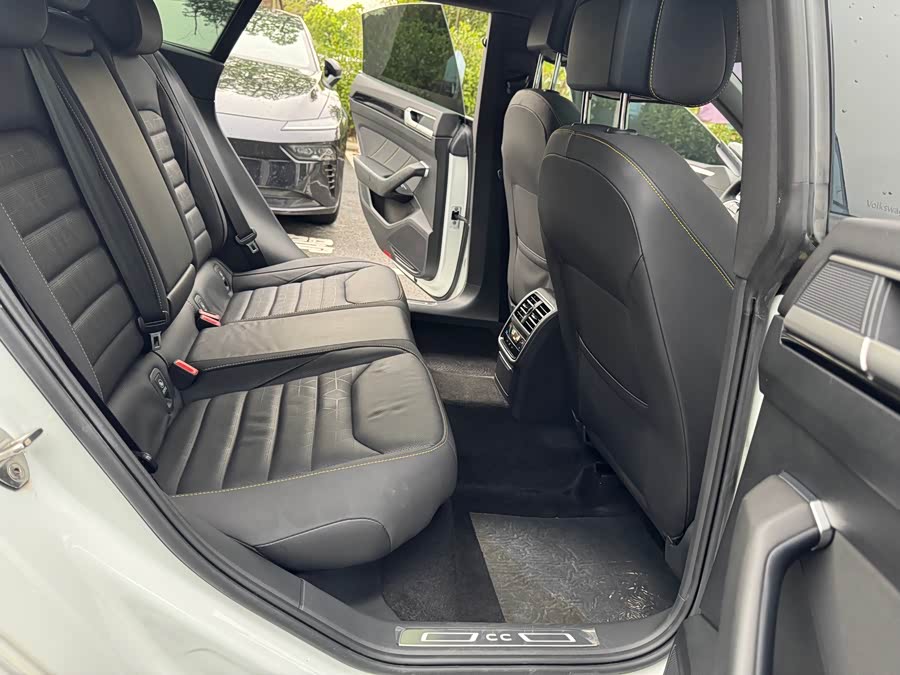 Volkswagen CC 2021, фото 17