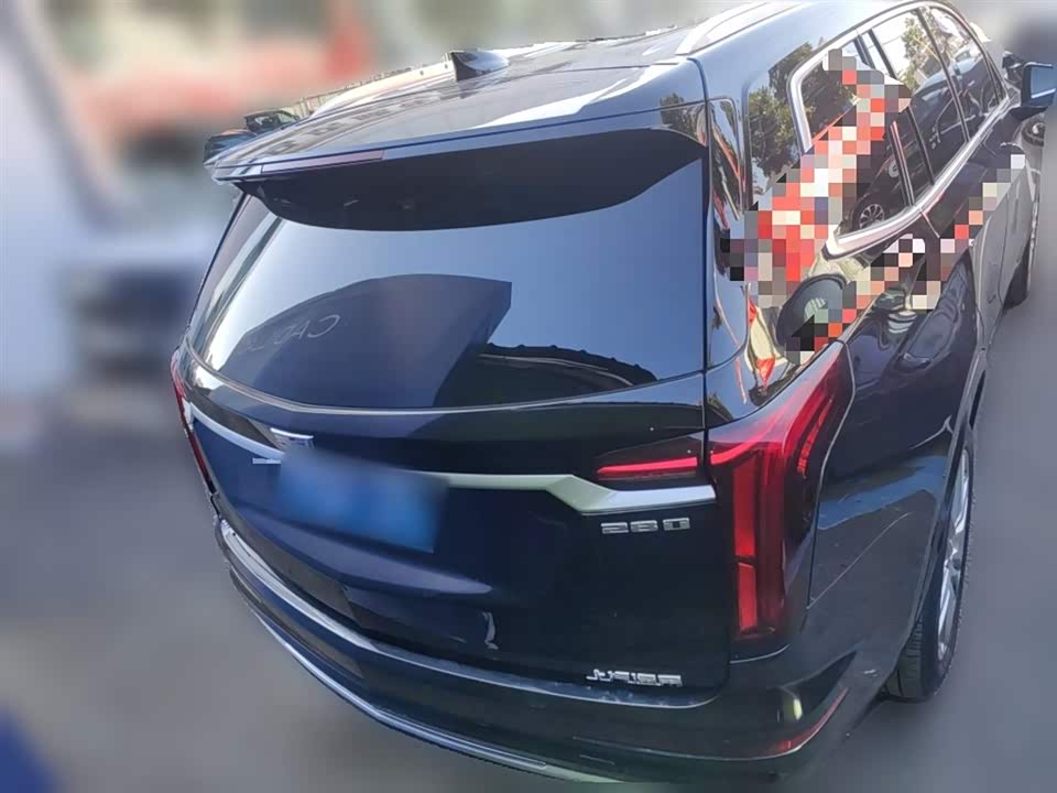 Cadillac XT6