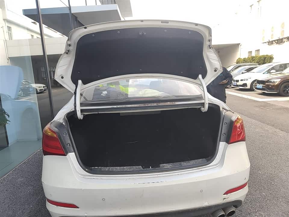 Hyundai Name picture