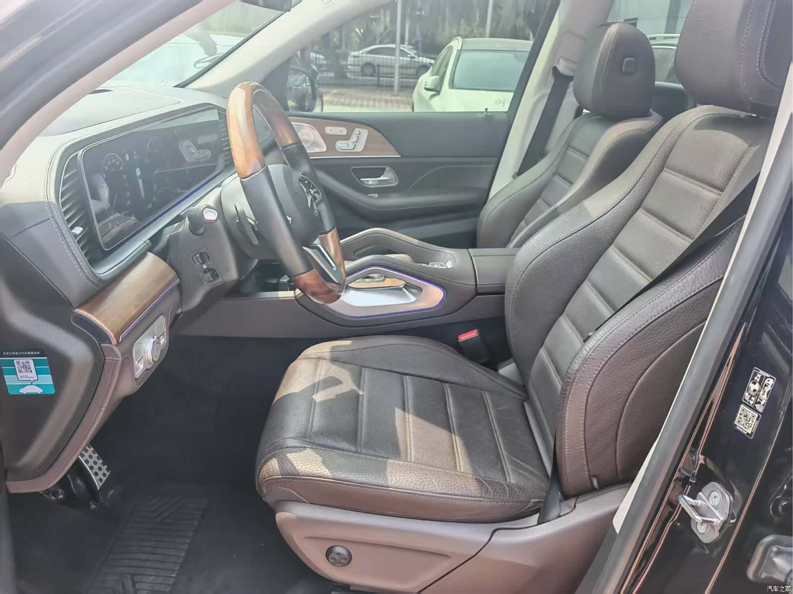Mercedes-Benz GLS, 2021 12