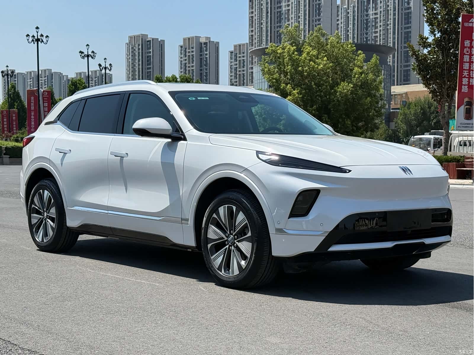 Buick E5, 2025 3