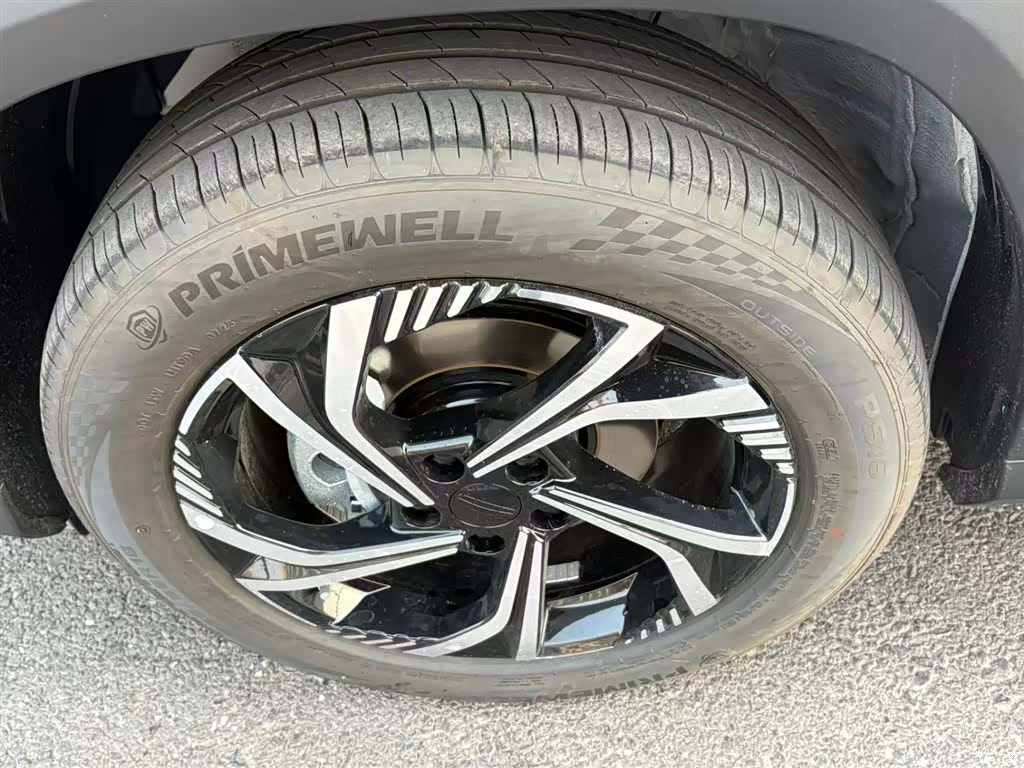 Geely Boyue, 2026 19
