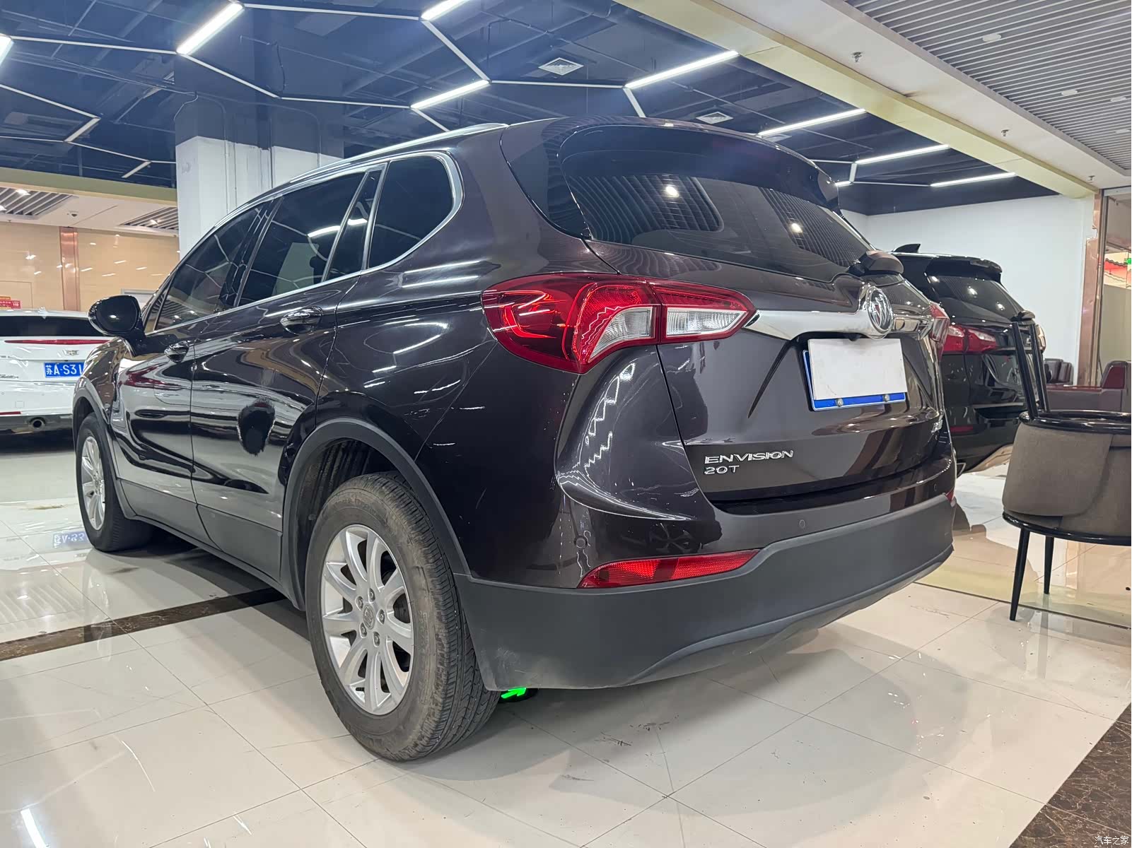 Buick Envision Plus, 2018 все фото
