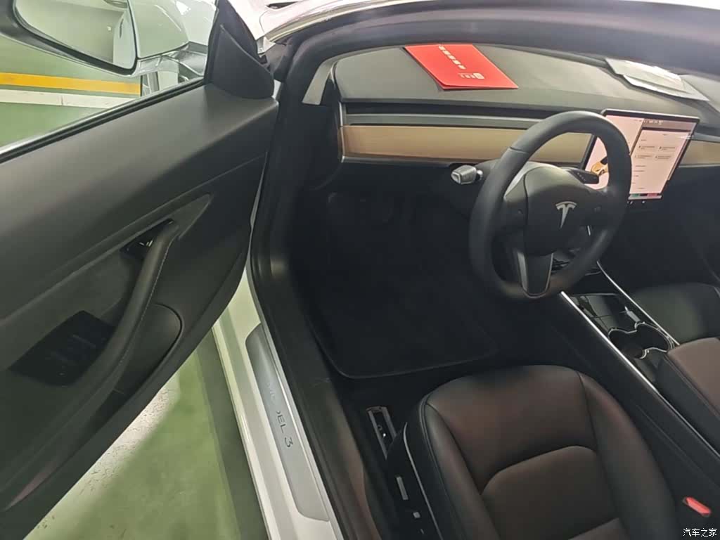 Tesla Model 3, 2019 16