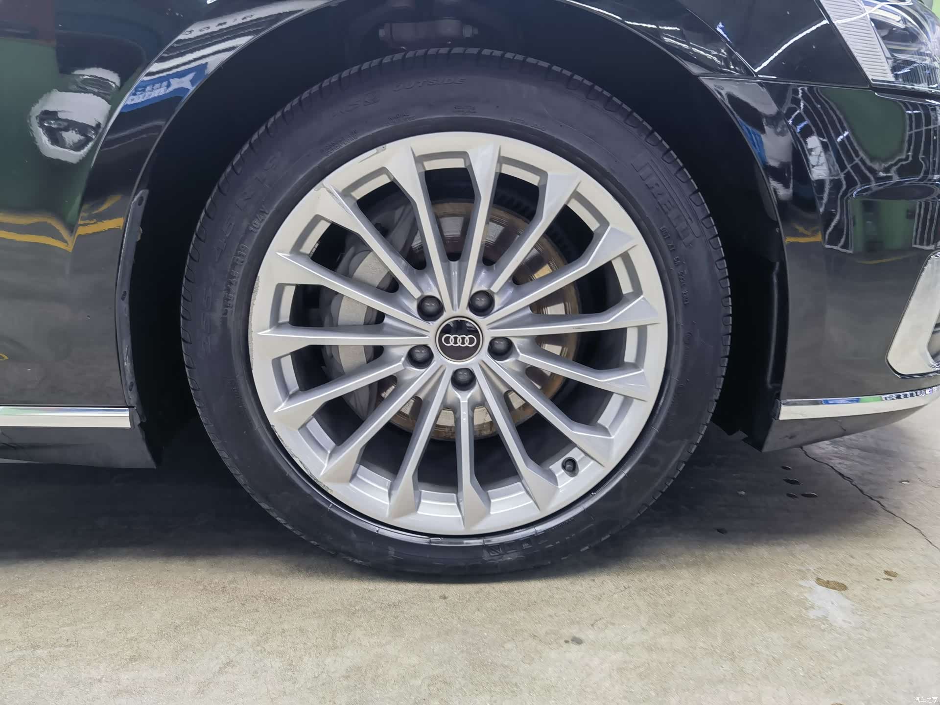 Audi A8L, 2021 19