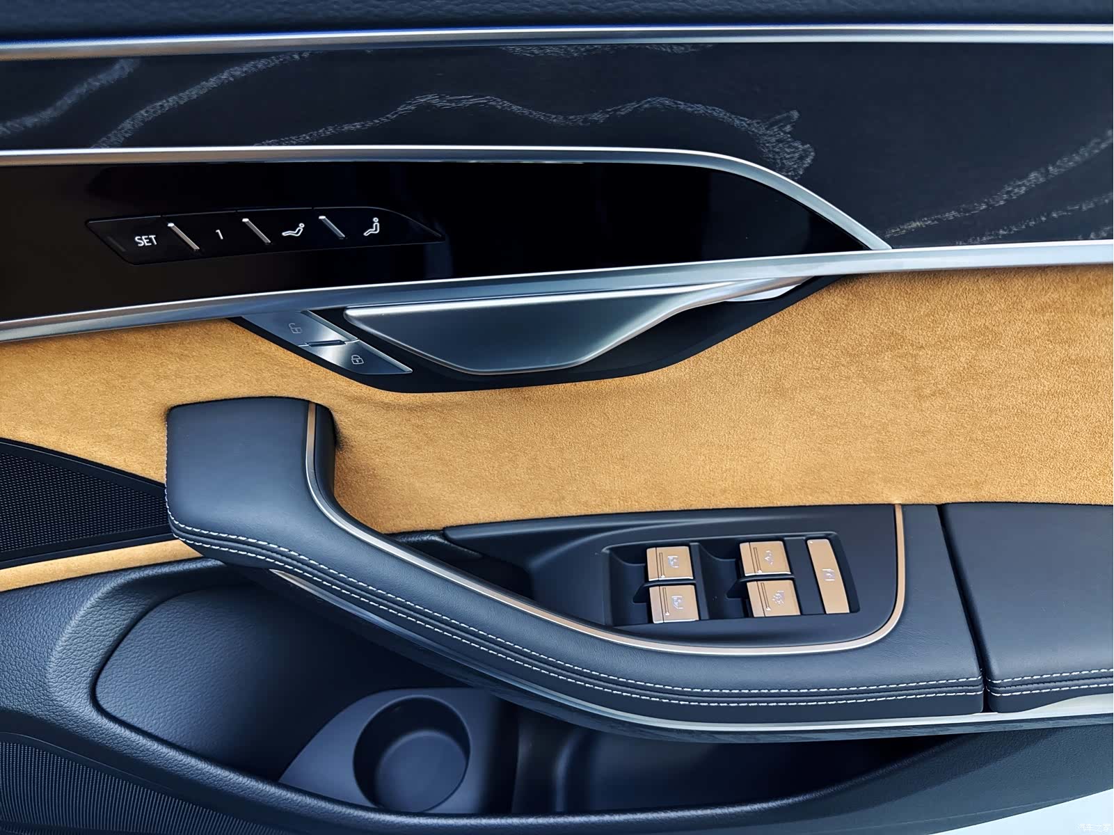 Audi A8L, 2025 16