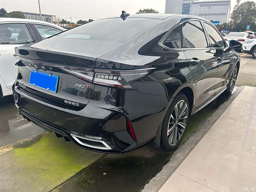 Chery Arrizo 8, 2022 12