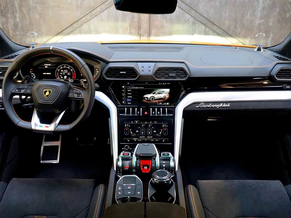 Lamborghini Urus