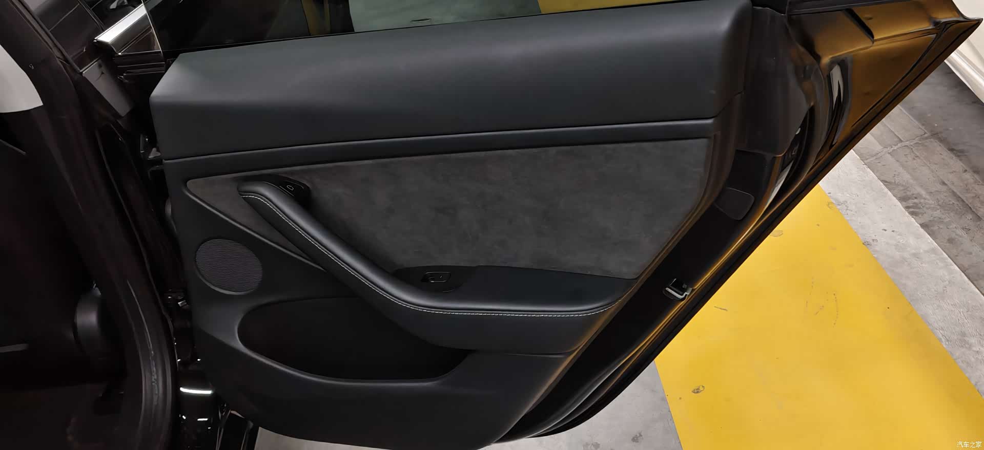 Tesla Model Y, 2024 10
