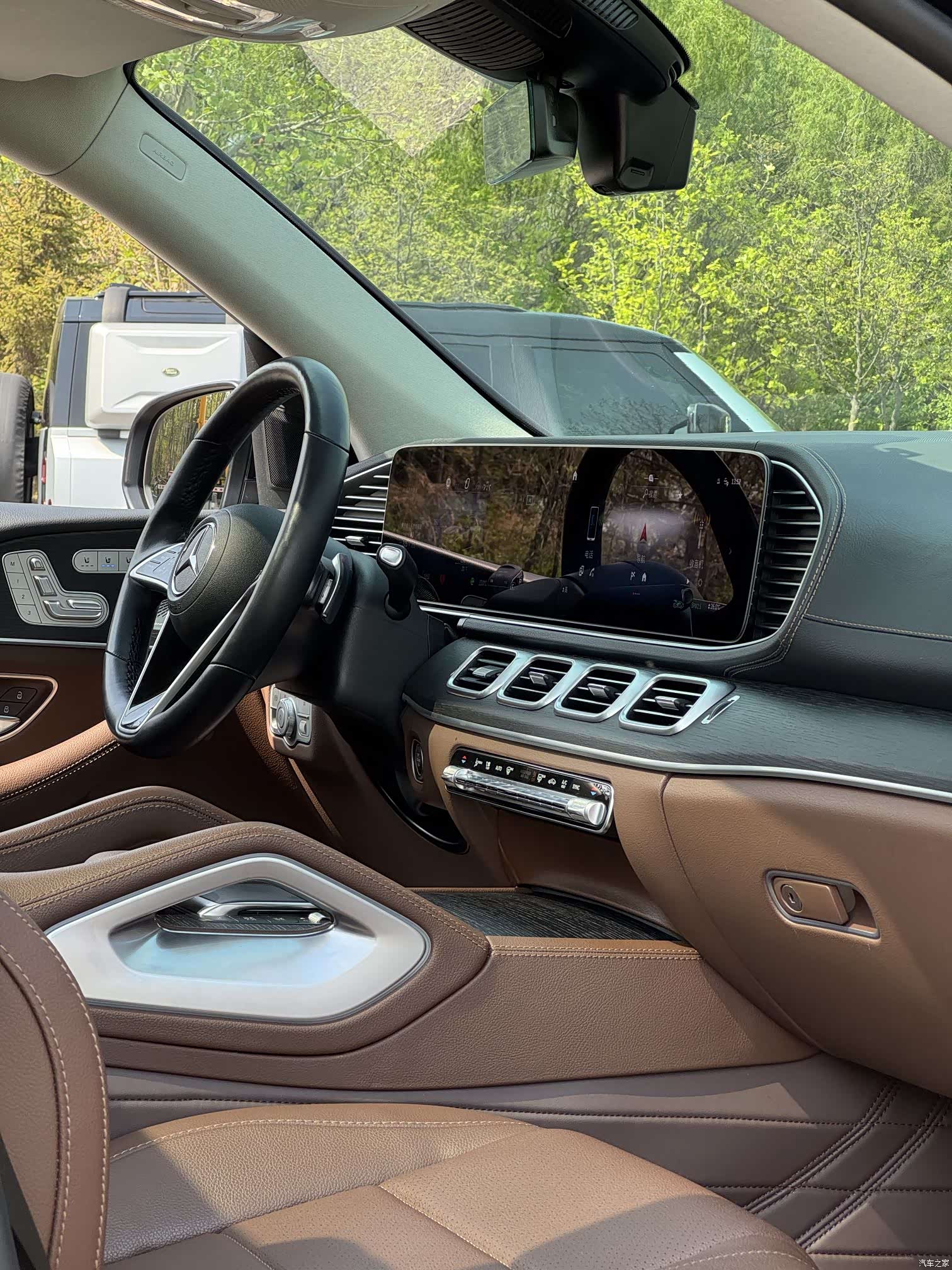 Mercedes-Benz GLE, 2024 21