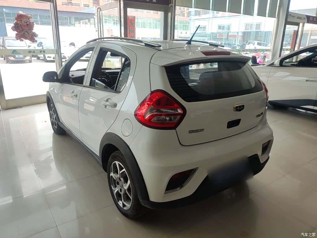 Geely X1, 2018 все фото