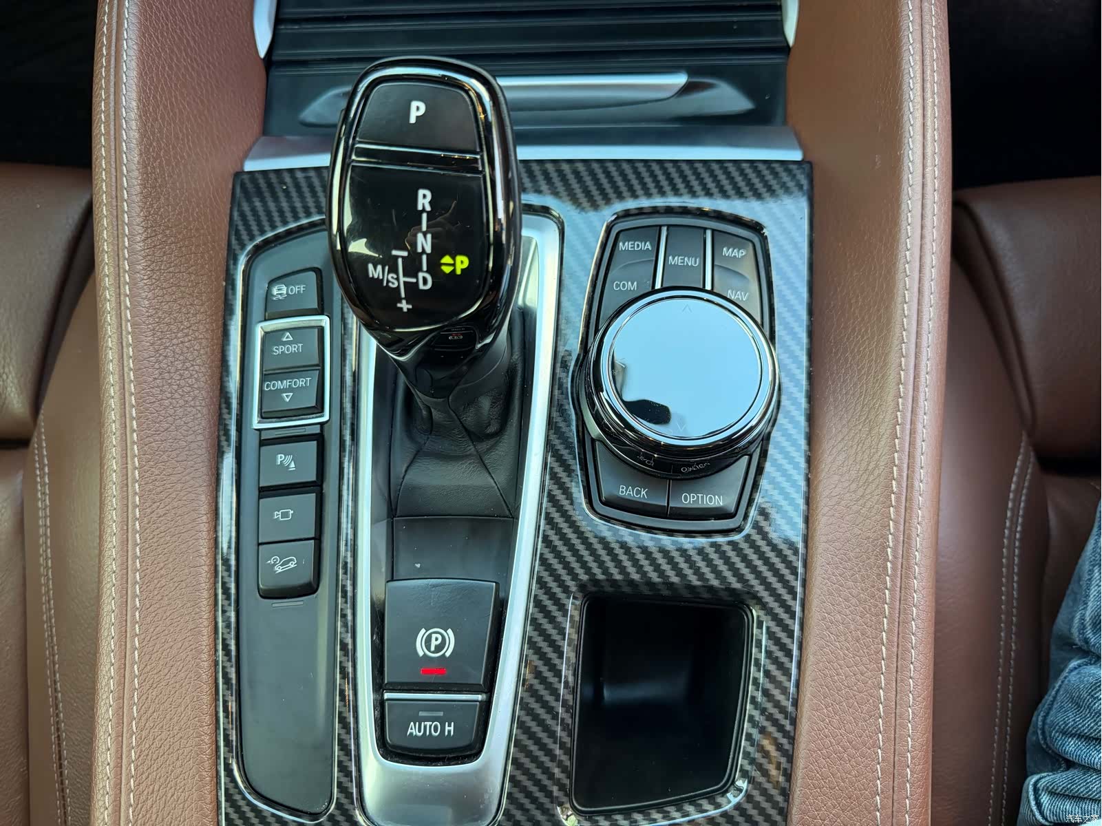 BMW X6, 2019 12