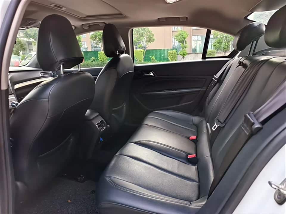 Peugeot 408 Peugeot 408