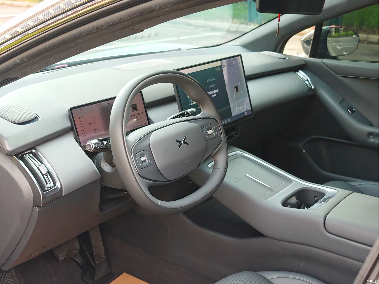 Xpeng P7, 2025 4
