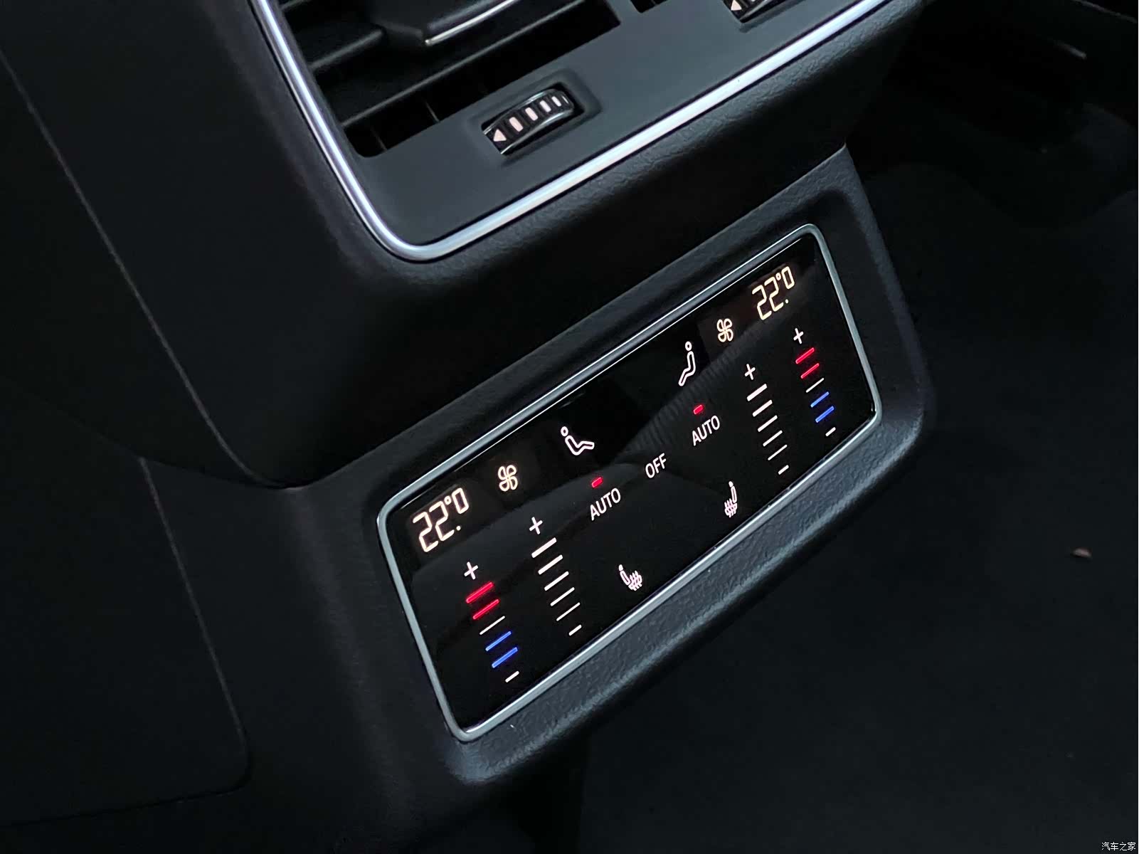 Audi e-tron, 2022 18