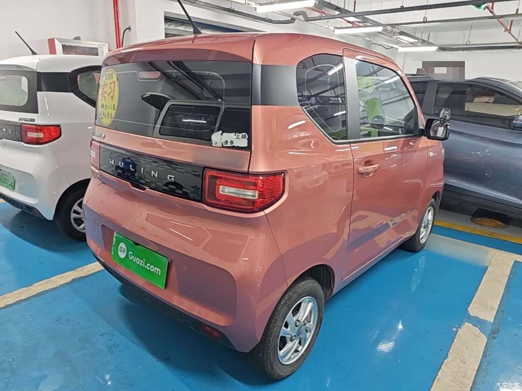 Wuling MINIEV, 2020 7